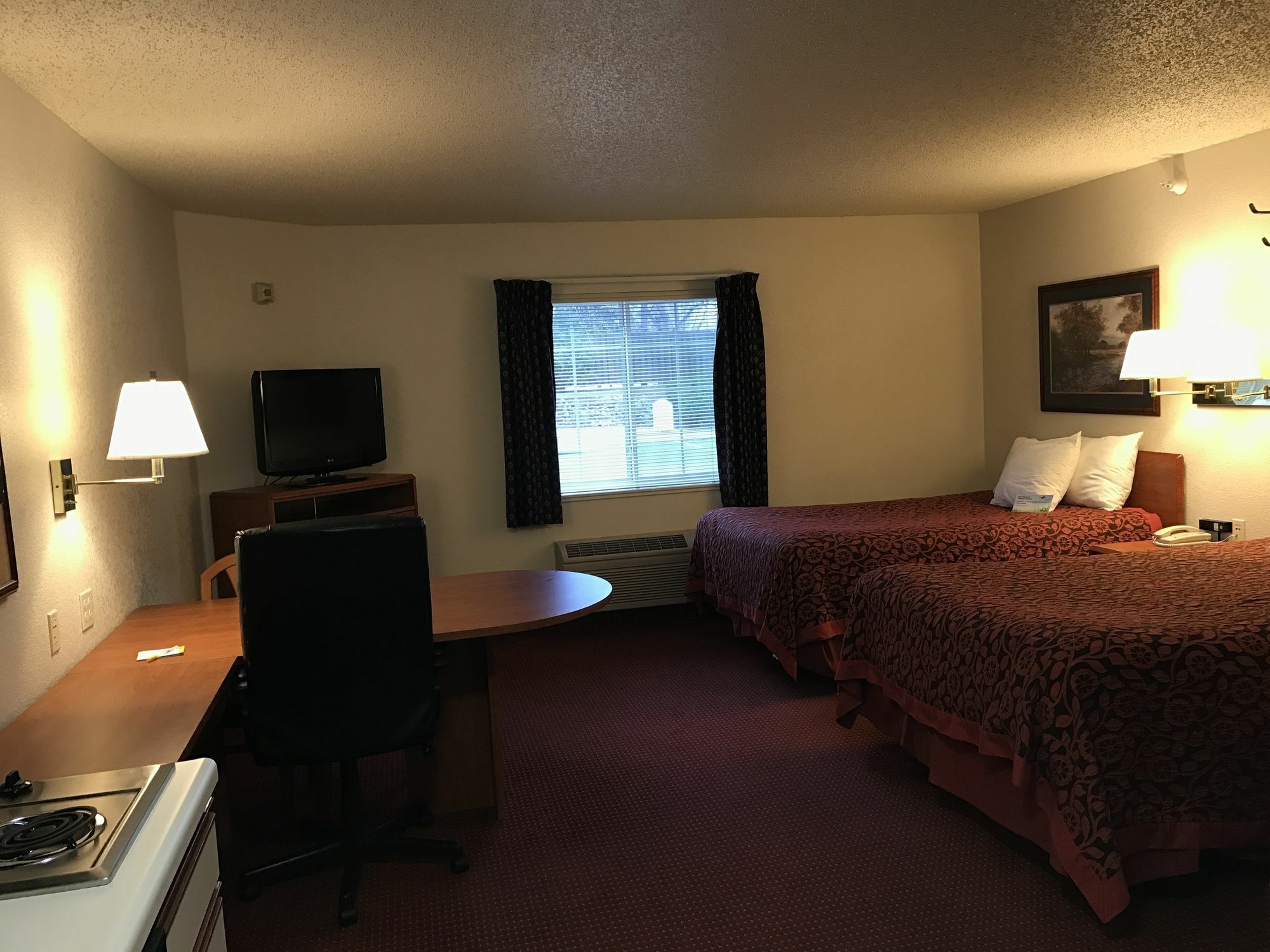 Days Inn & Suites By Wyndham Green Bay Wi Zewnętrze zdjęcie